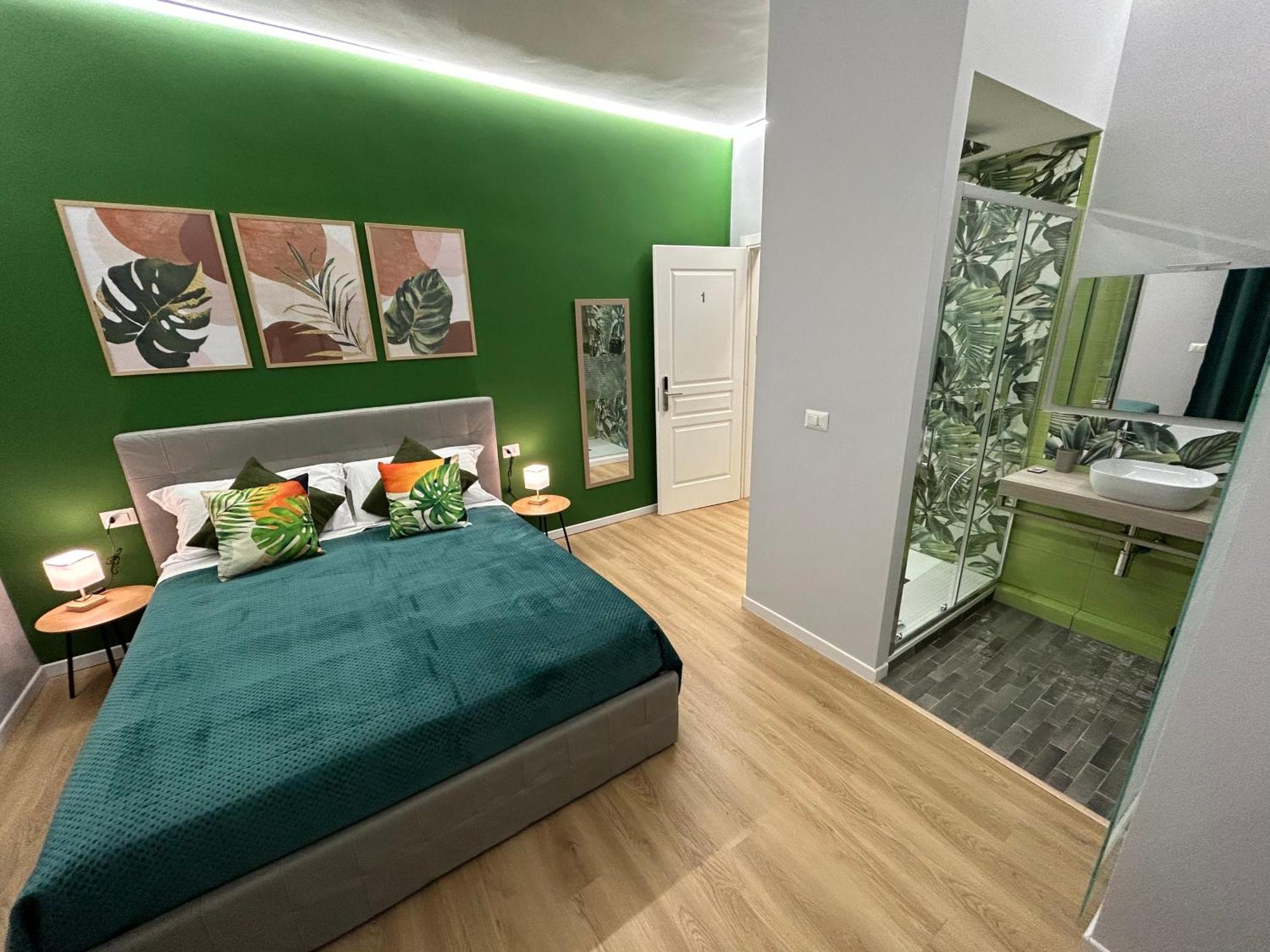 Vomero Suite And Deluxe Room B&B Napoli Екстер'єр фото